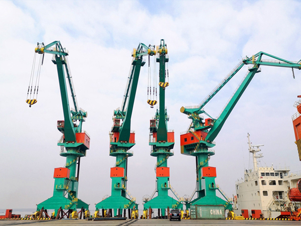 門座式起重機(jī)