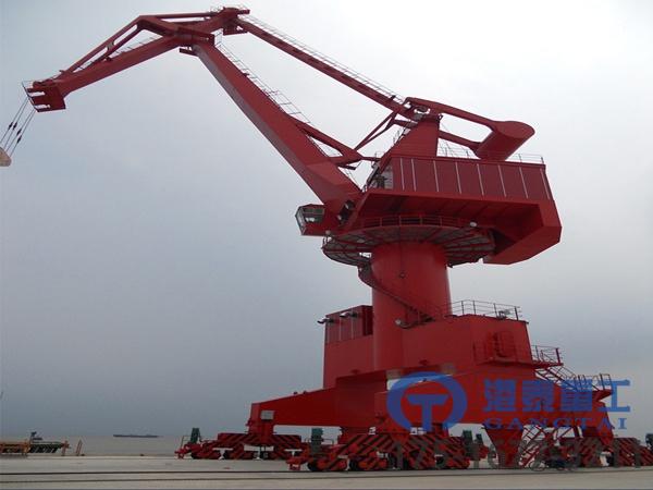 四連桿門座式起重機(jī)