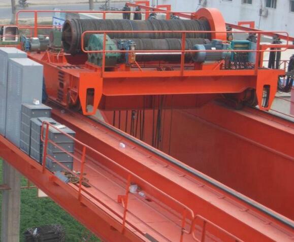 四梁鑄造起重機(jī)